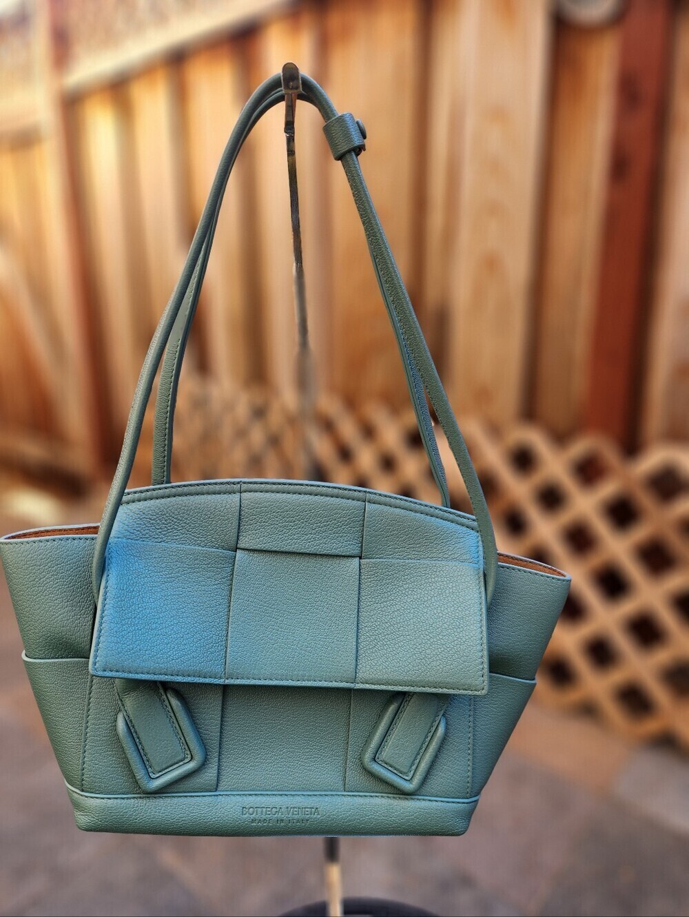 NWOT Bottega Veneta Small Arco Bag